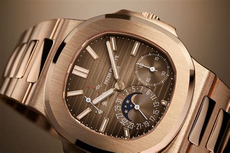 gold patek philippe nautilus|patek philippe nautilus gold price.